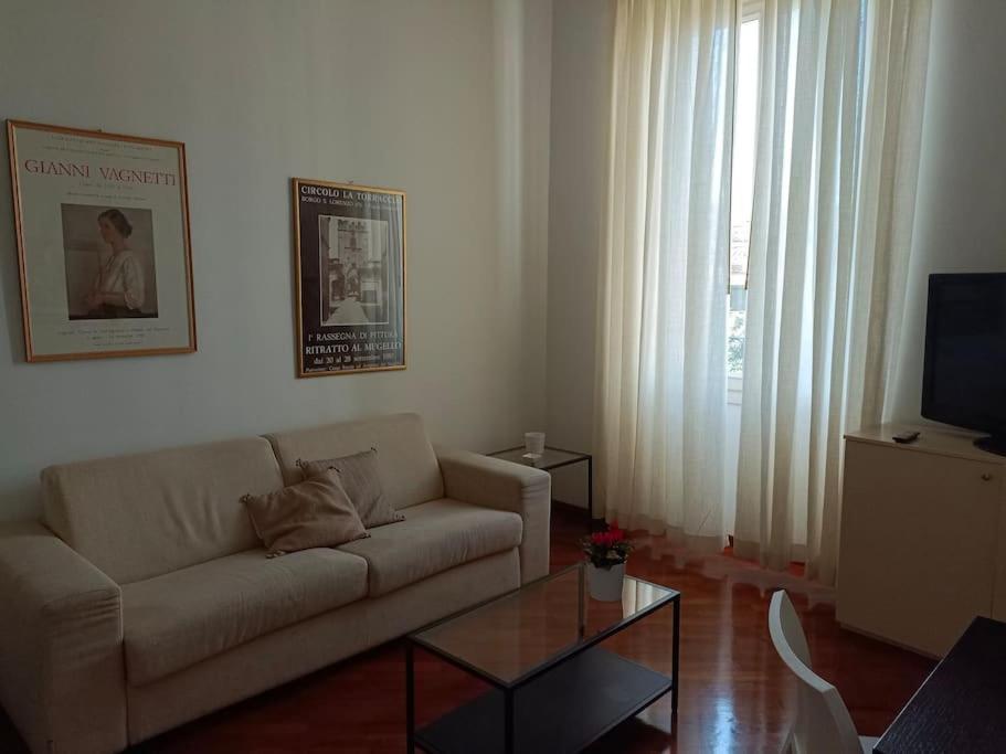 Blu Apartment Firenze Bagian luar foto